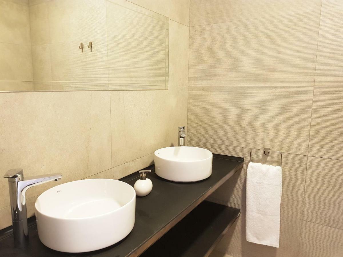 Apartamentos Granada Deluxe 3000 Zewnętrze zdjęcie
